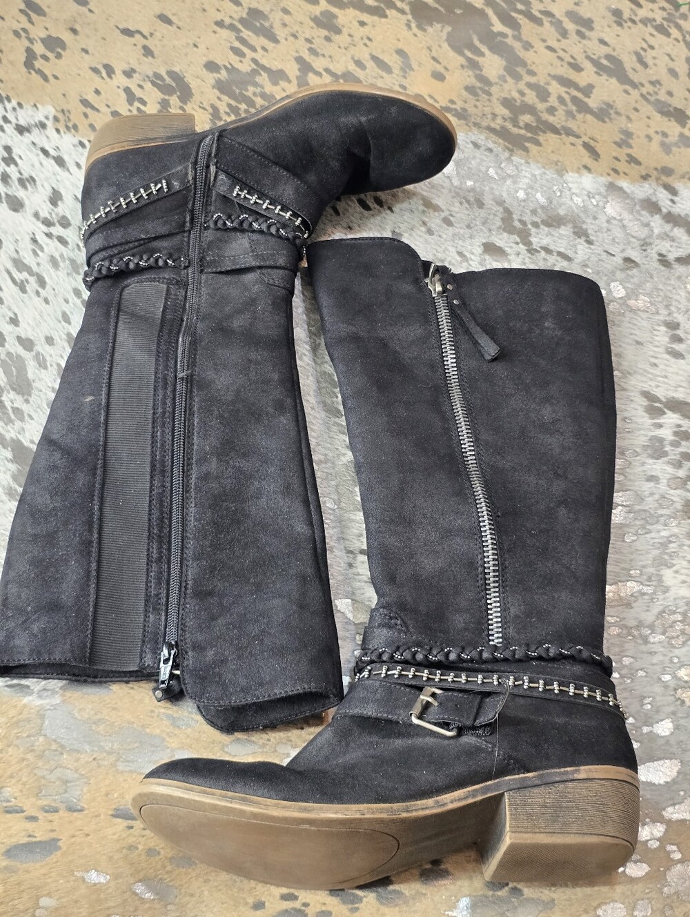 Kohl's Black Suede Knee-High Boots with Decorative Zipper & Buckle - Picture 2 of 8